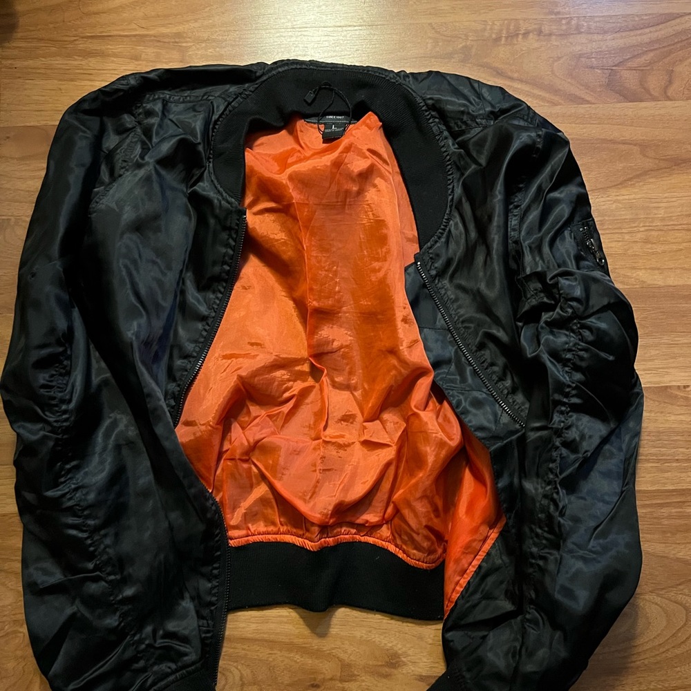 Black plain bomber jacket